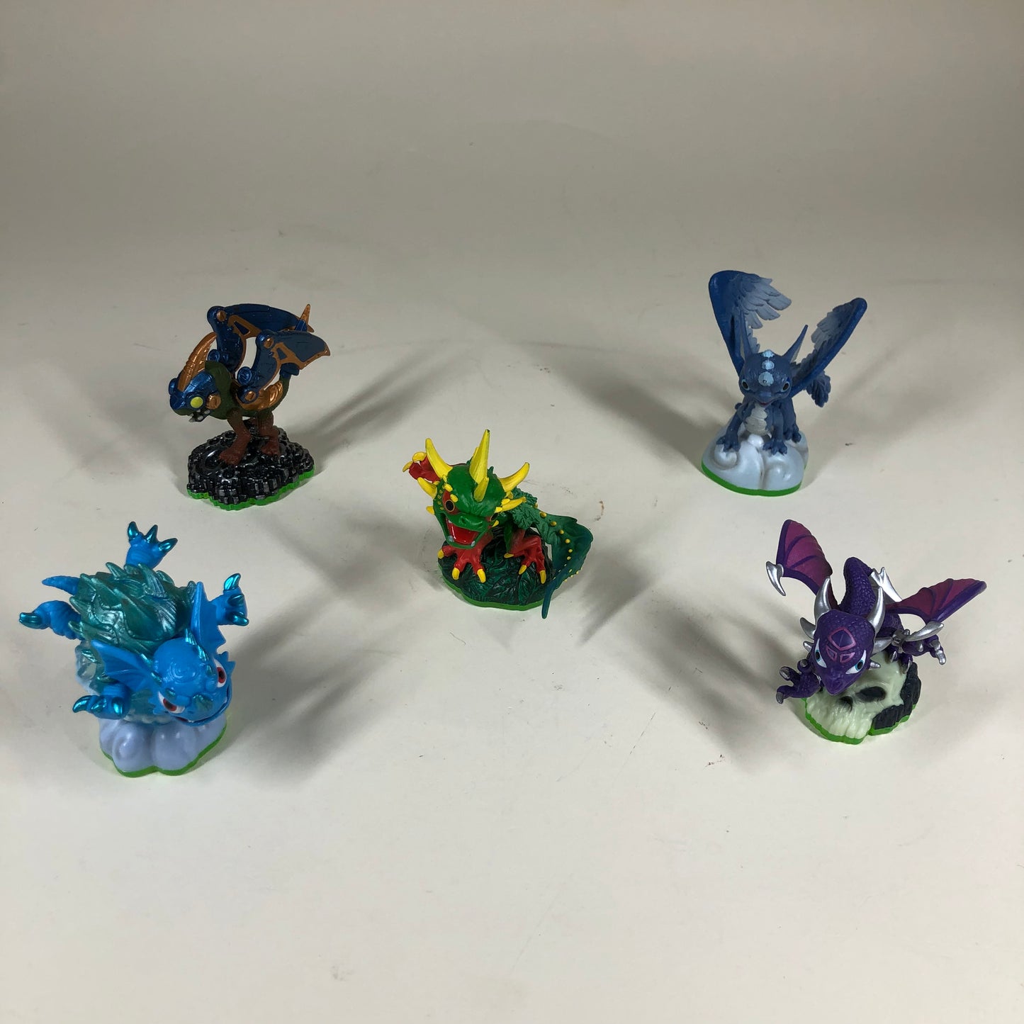 Nintendo XBox PlayStation Skylanders 37 Misc Playable Figurines and Portal of Power