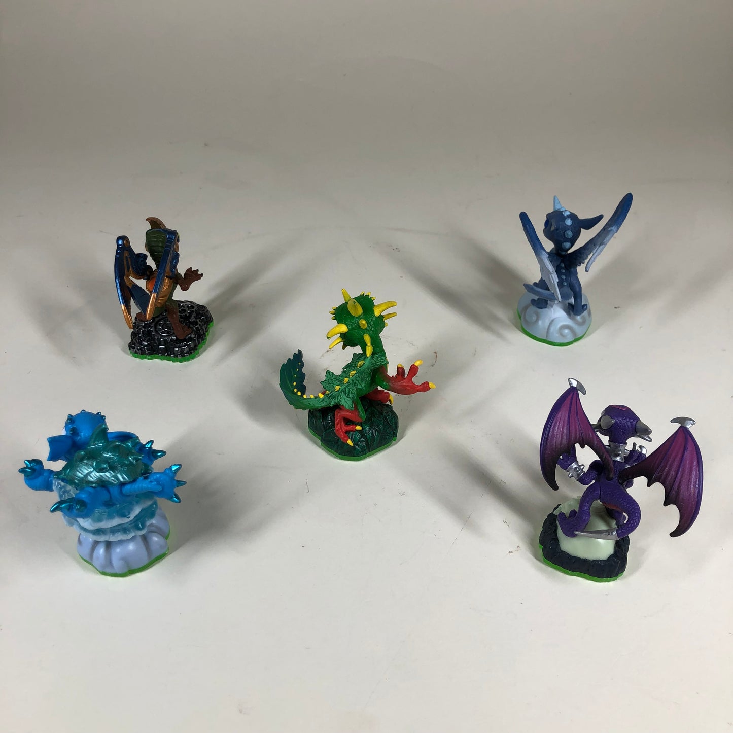 Nintendo XBox PlayStation Skylanders 37 Misc Playable Figurines and Portal of Power