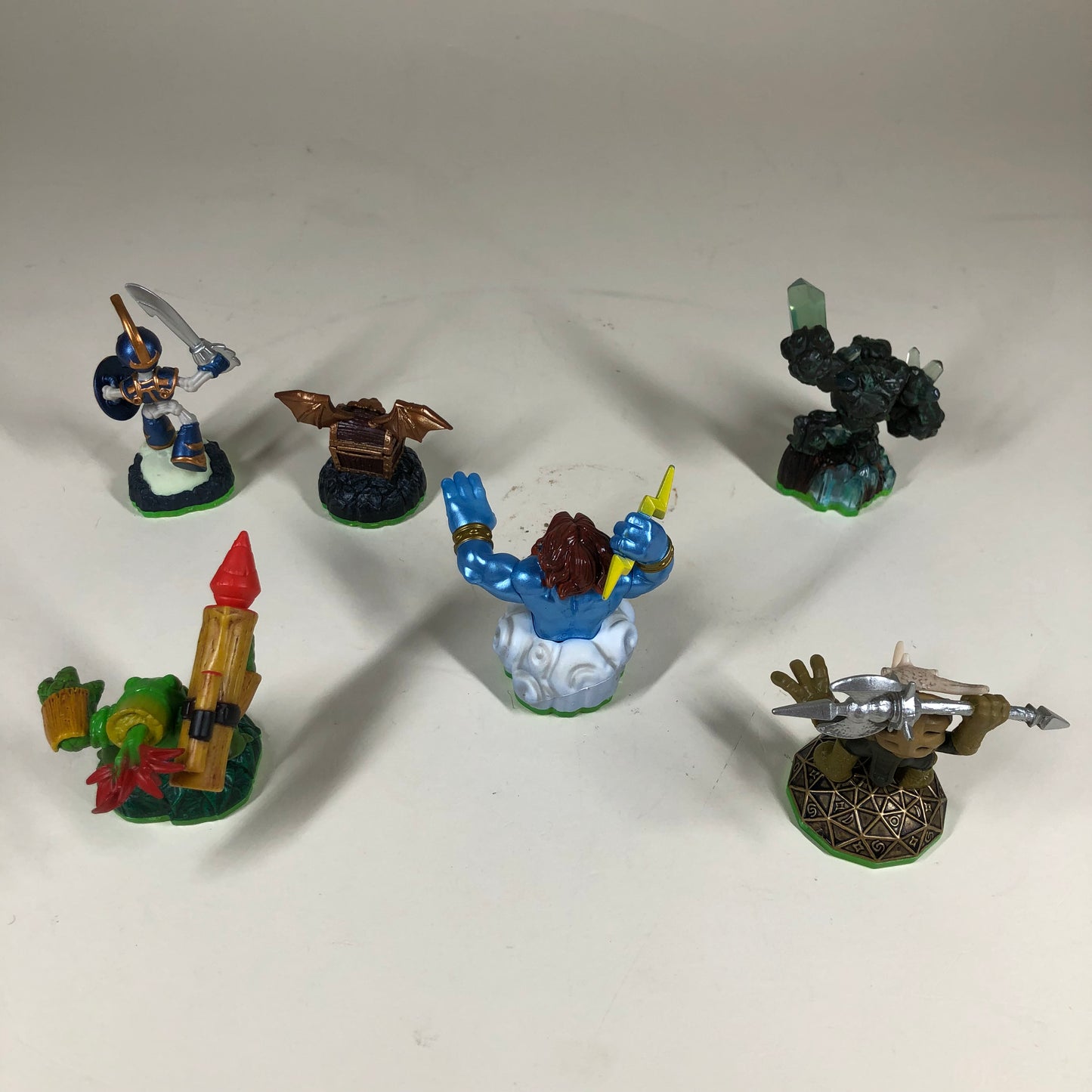 Nintendo XBox PlayStation Skylanders 37 Misc Playable Figurines and Portal of Power