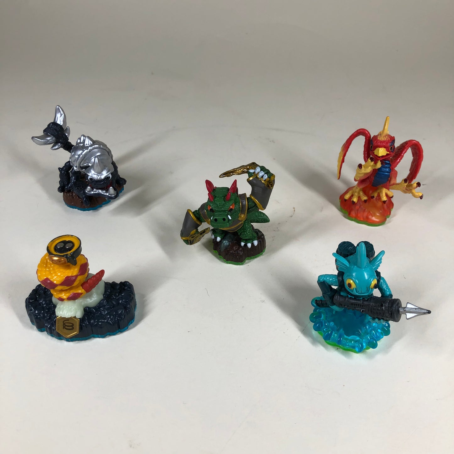 Nintendo XBox PlayStation Skylanders 37 Misc Playable Figurines and Portal of Power
