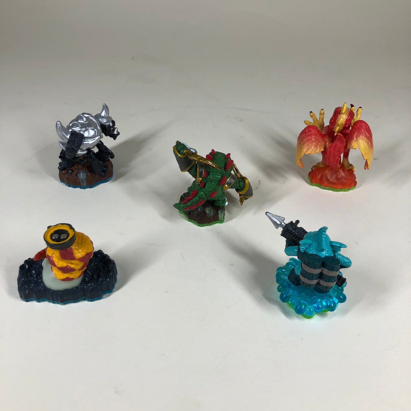 Nintendo XBox PlayStation Skylanders 37 Misc Playable Figurines and Portal of Power