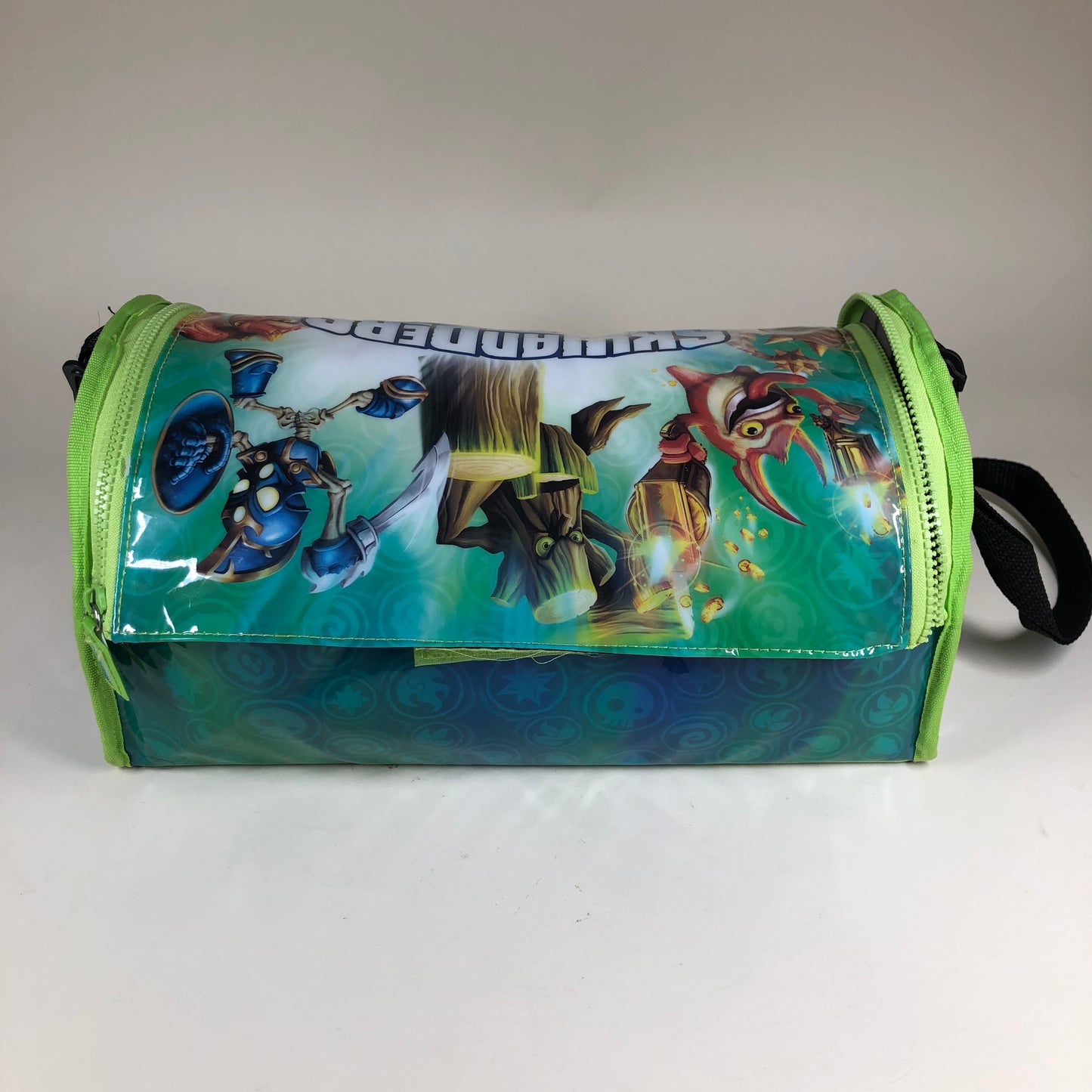 Nintendo XBox PlayStation Skylanders 37 Misc Playable Figurines and Portal of Power