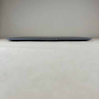 2020 Apple MacBook Air 13.3" M1 7C GPU 3.2GHz 16GB RAM 256GB SSD A2337