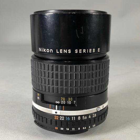 Nikon Telephoto 18-135mm f/2.8