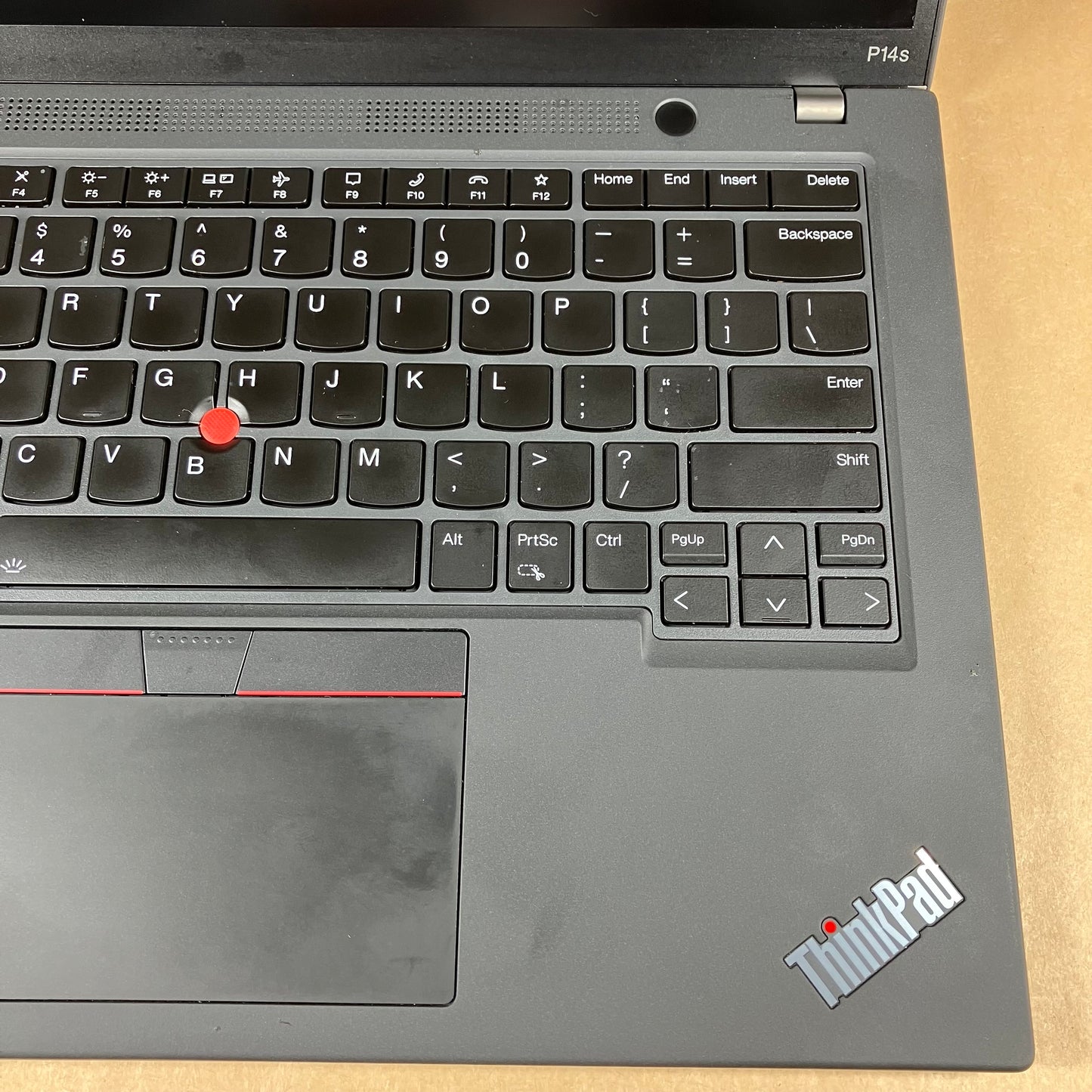 Lenovo ThinkPad P14S GEN 4 14" Ryzen 7 Pro 7840U 32GB RAM 1TB SSD Radeon 780M