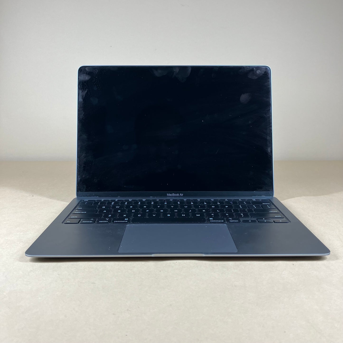 2020 Apple MacBook Air 13.3" i7 1.2GHz 16GB RAM 512GB SSD Space Gray A2179