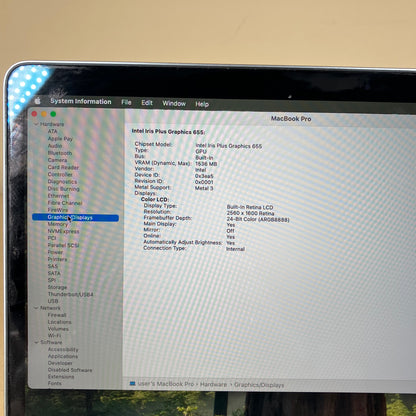 2018 Apple MacBook Air 13.3" i5 2.3GHz 8GB RAM 256GB SSD Space Gray A1989