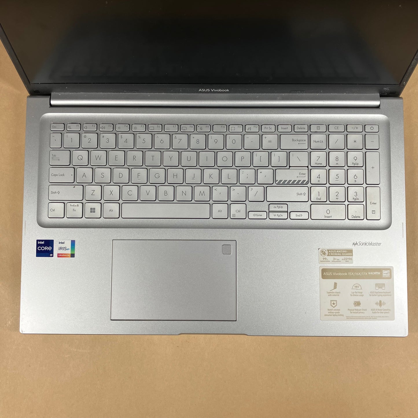 Asus Vivobook 17 K3704V 17.3" i9-13900H 2.6GHz 16GB RAM 1TB SSD