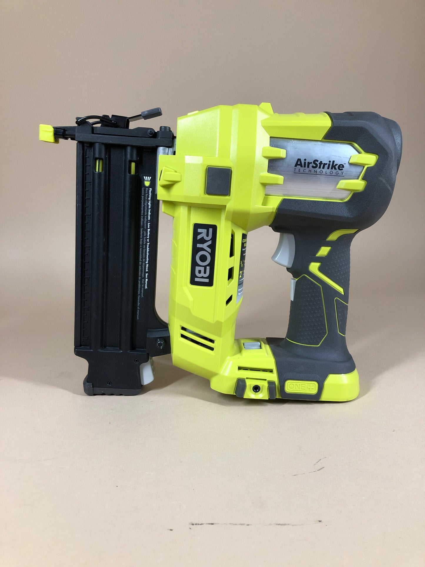 Ryobi P320 18V Nail Gun