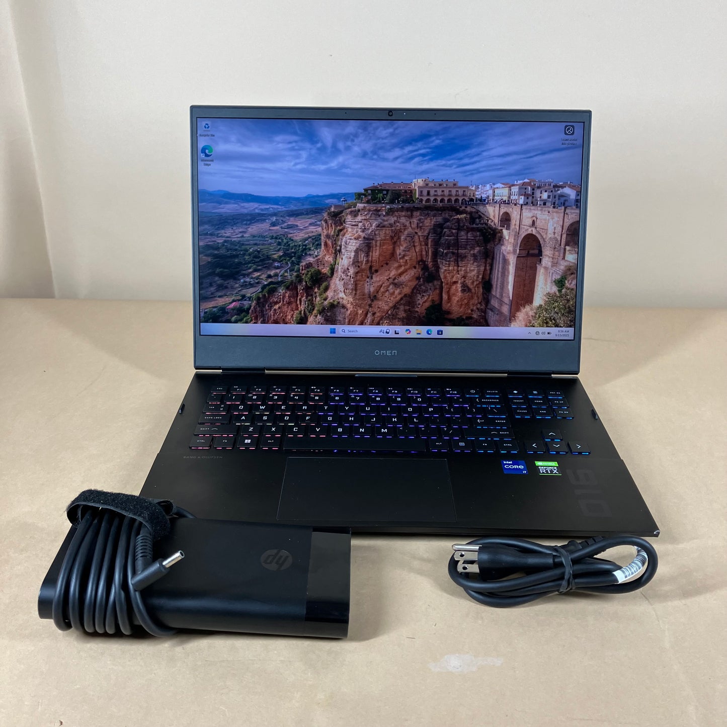 HP Omen 16-B0013DX 16.1 i7-11800H 2.3GHz 32GB RAM 1TB SSD GeForce RTX 3060
