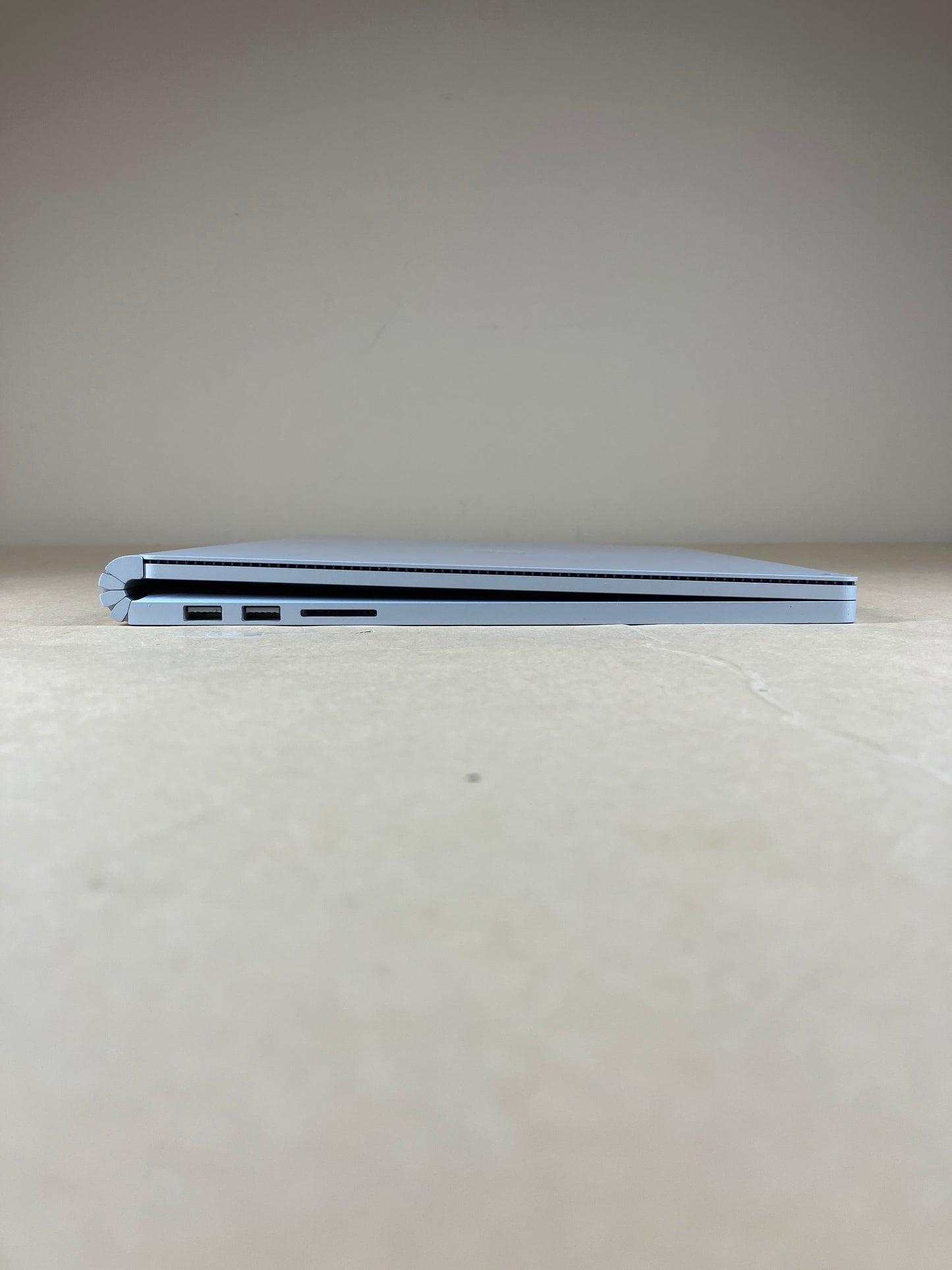 Microsoft Surface Book 2 1793 15" i7-8650U 16GB RAM 1TB SSD GeForce GTX 1060