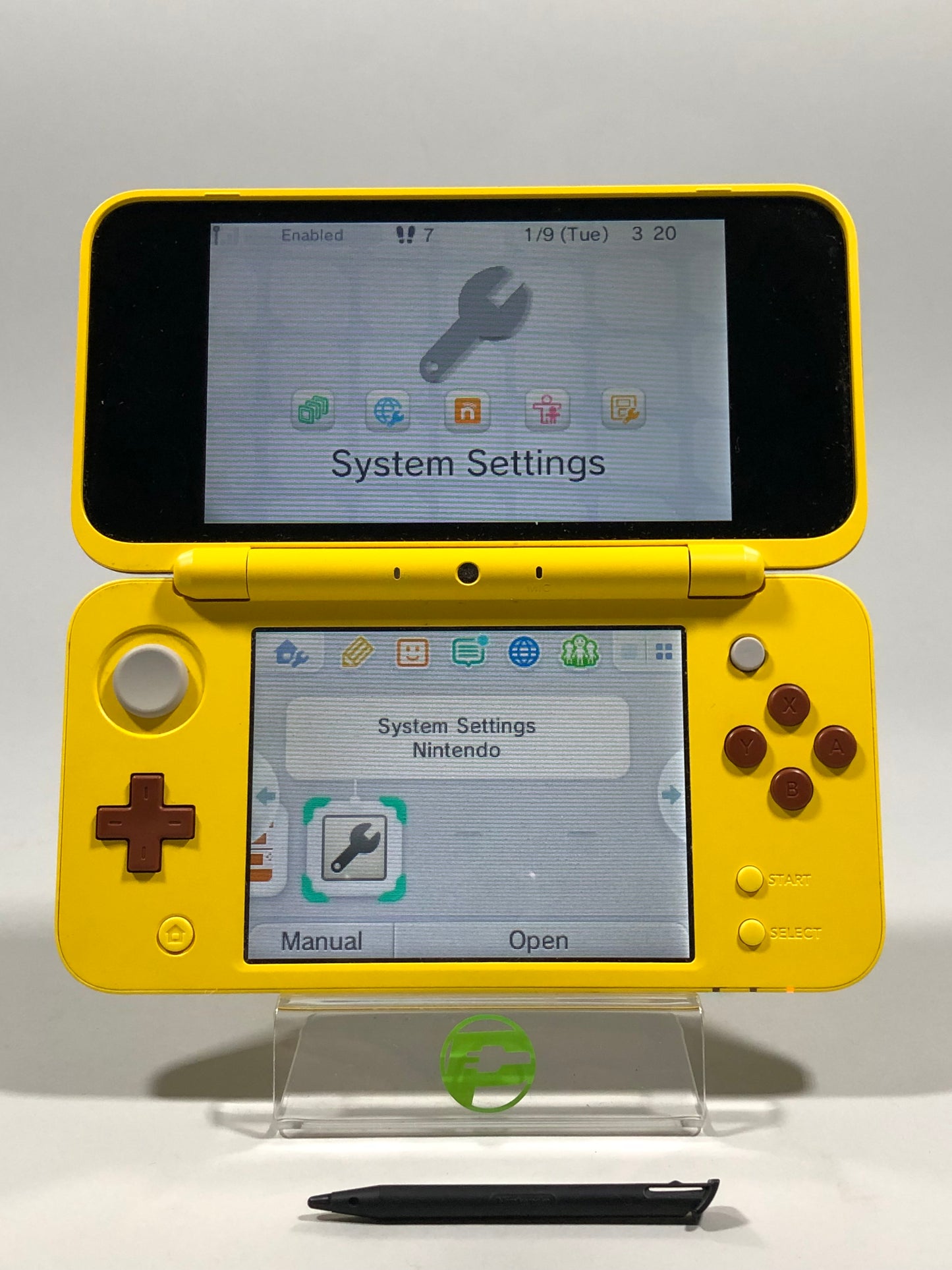 New Nintendo 2DS XL Handheld Game Console Only JAN-001 Pikachu