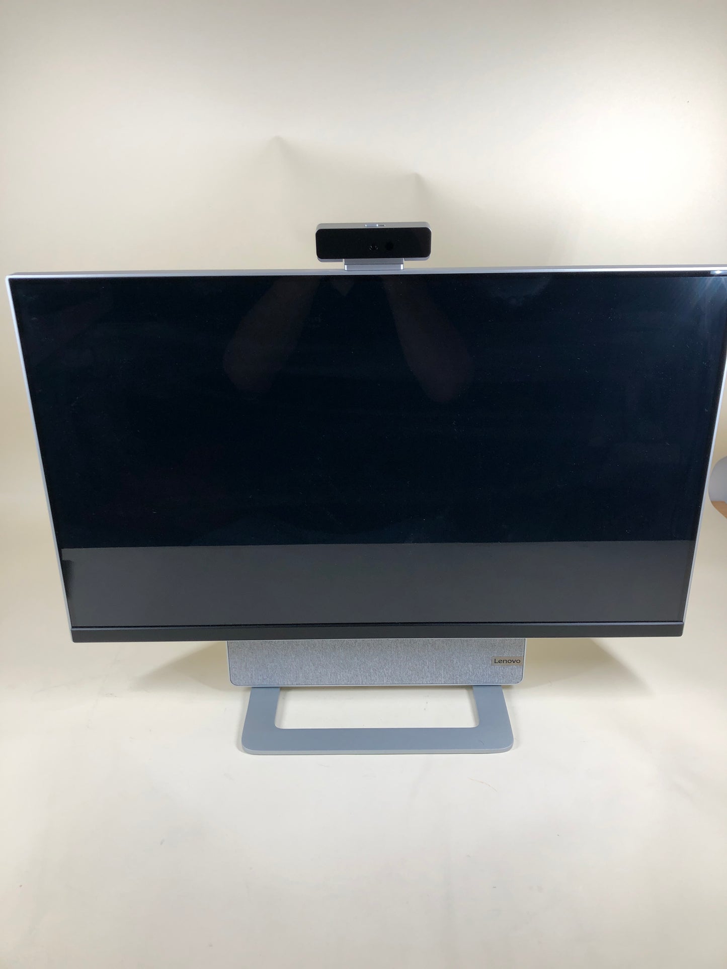 Lenovo YOGA AIO 7 27ACH6 27" Ryzen 7 5800H 3.20GHz 16GB RAM