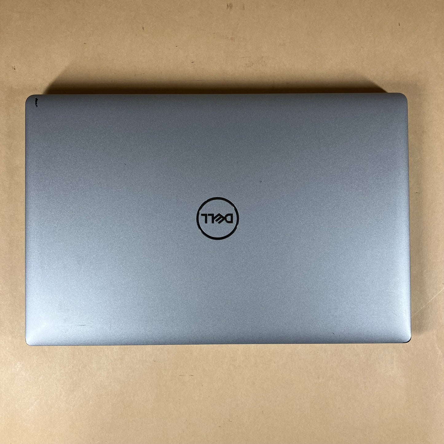 Dell Latitude 5520 15.6" i7-1185G7 3.0GHz 16GB RAM NO SSD NO OS