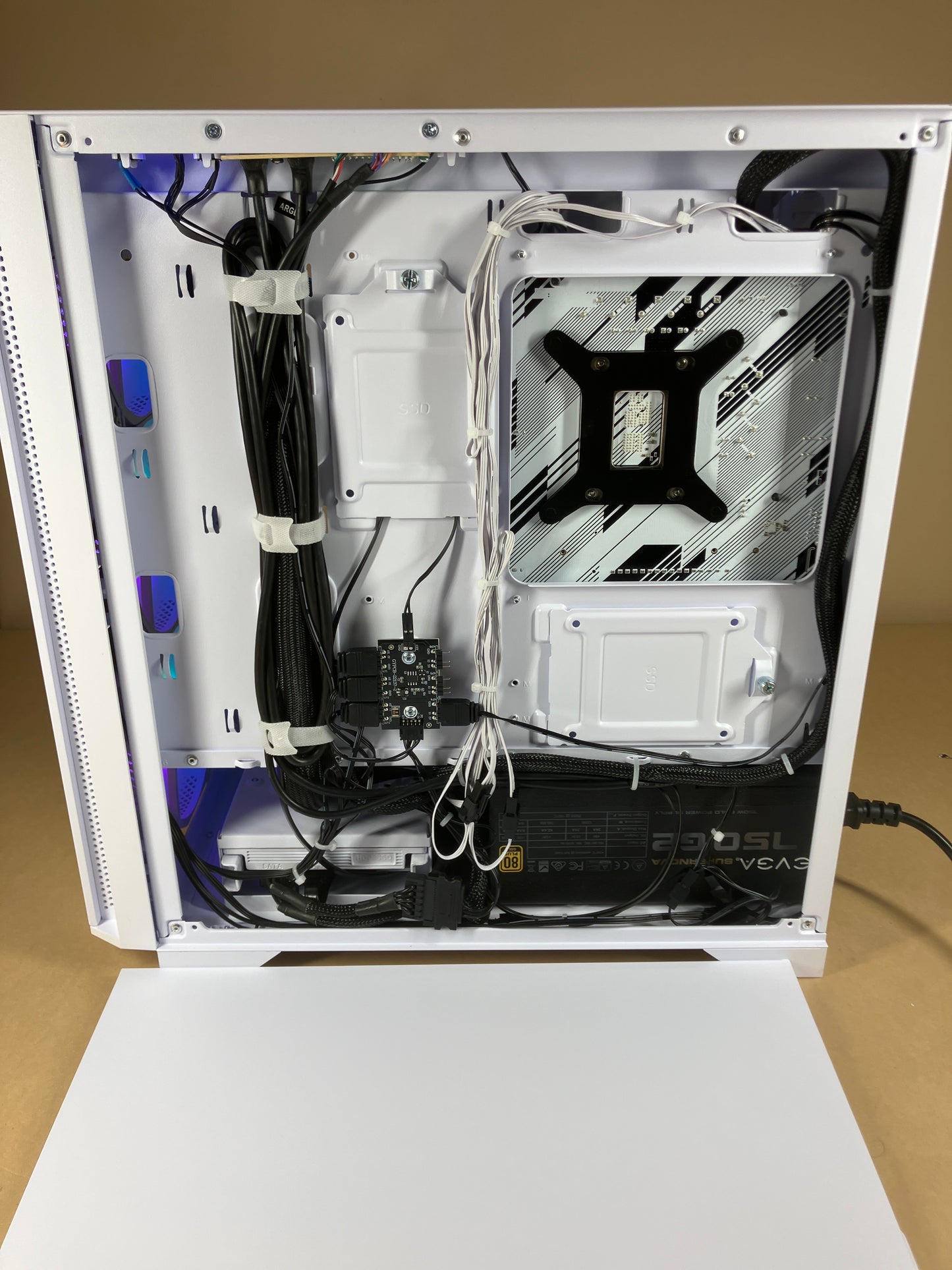 New Montech Intel i7 12700KF 32GB RAM 2TB EVGA GeForce GTX 1080 Ti Custom PC