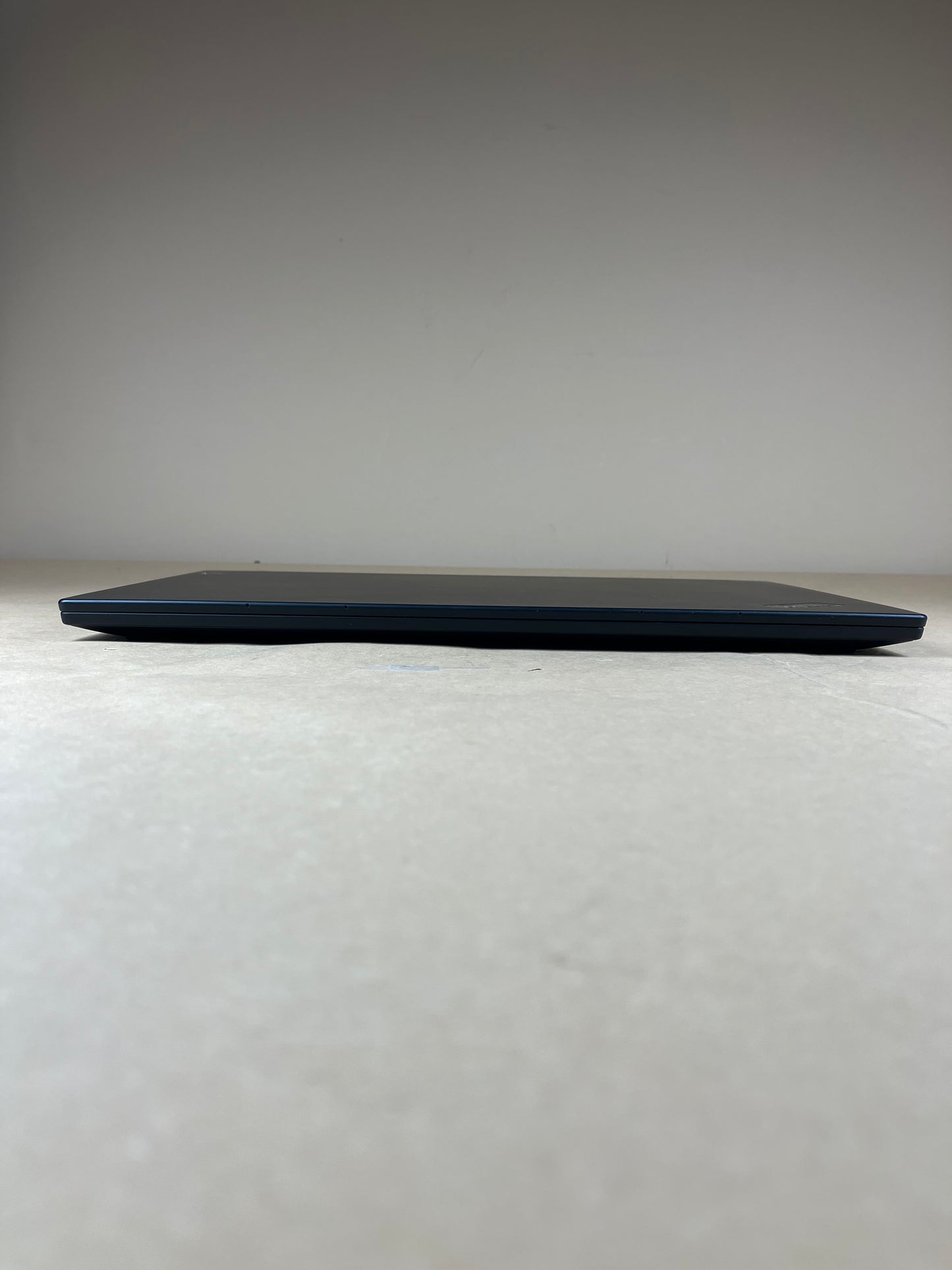 Lenovo ThinkPad X1 CARBON GEN 7 14" i5-8265U 1.6GHz 8GB RAM 256GB SSD