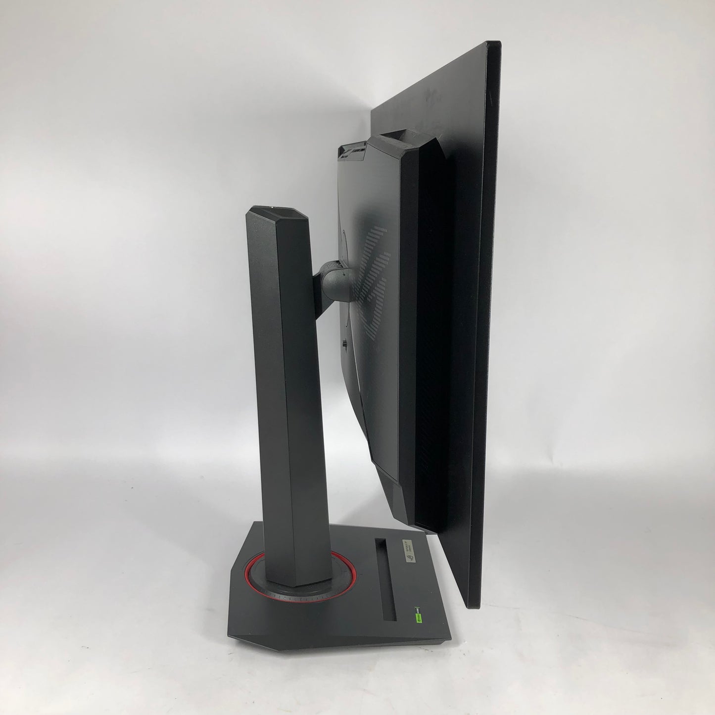 ASUS ROG Strix 27" XG27UCDMG 4K UHD QD-OLED 240Hz FreeSync Gaming Monitor