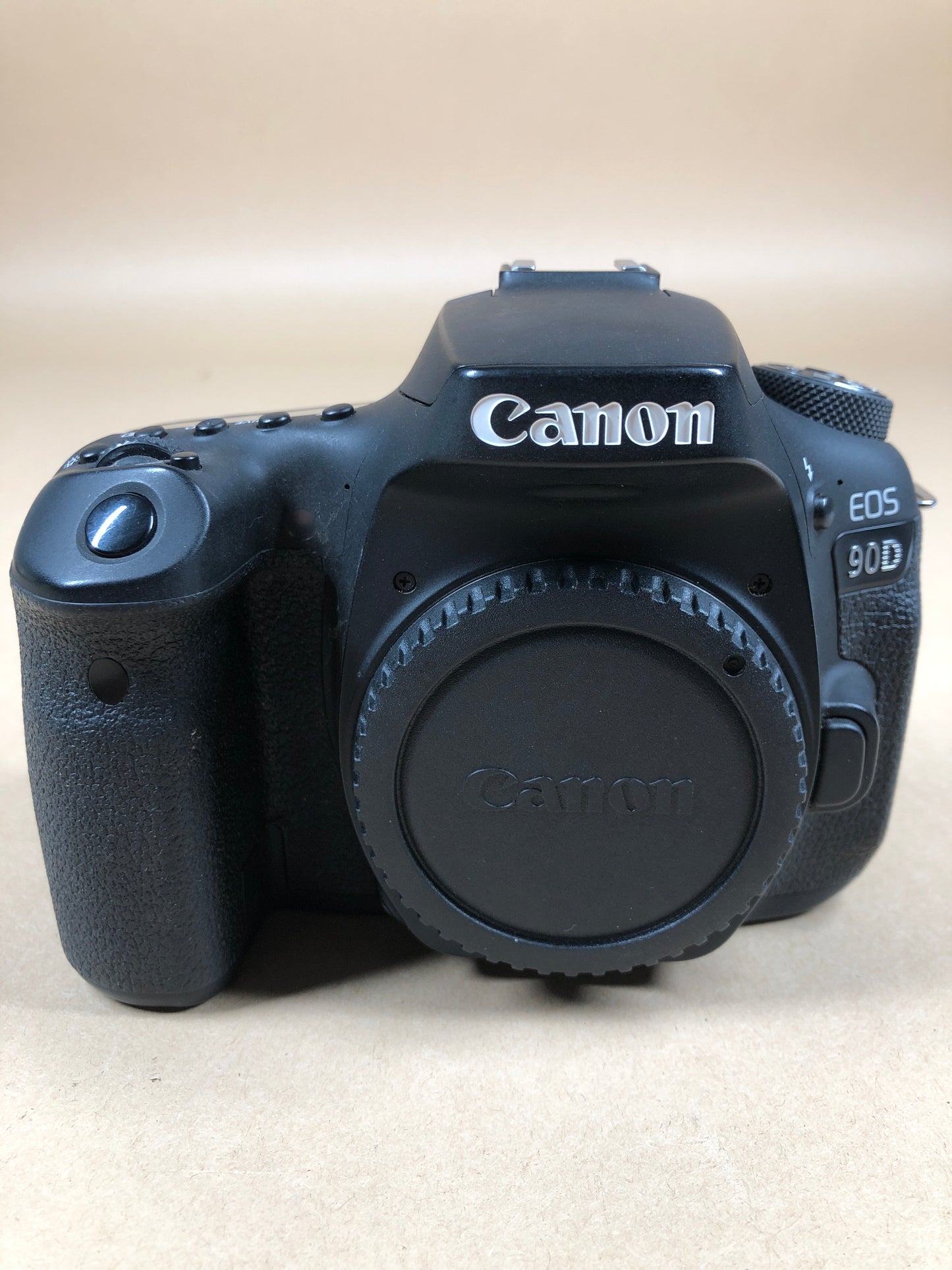 Canon EOS 90D 32.5MP Digital SLR DSLR Camera DS126801 4,000 Shutter Count