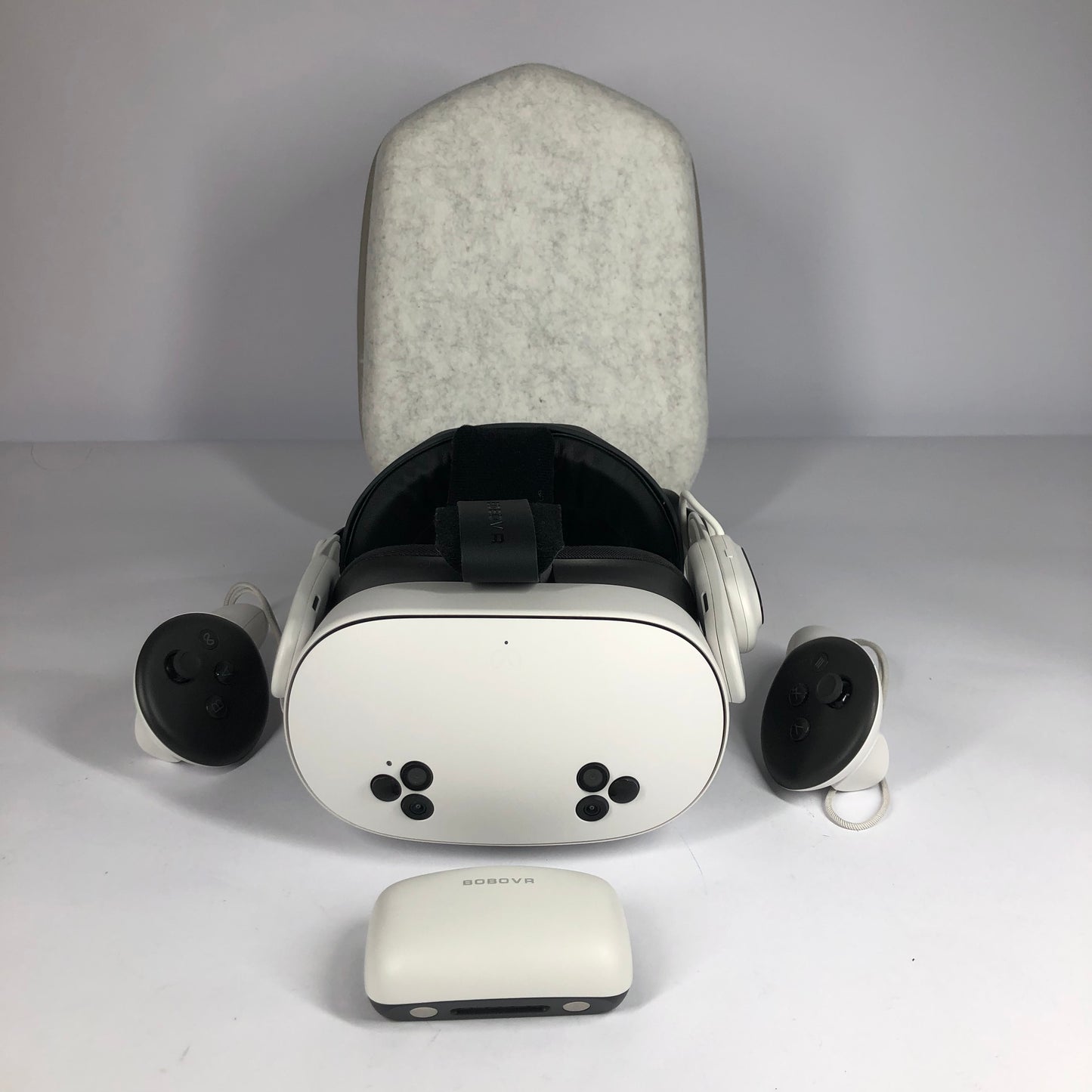 Meta Quest 3S 128GB Standalone All-in-One VR Headset P97