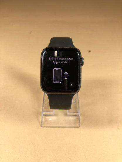 Factory Unlocked Apple Watch SE 1st Gen 44MM Graphite Aluminum Black Band A2354