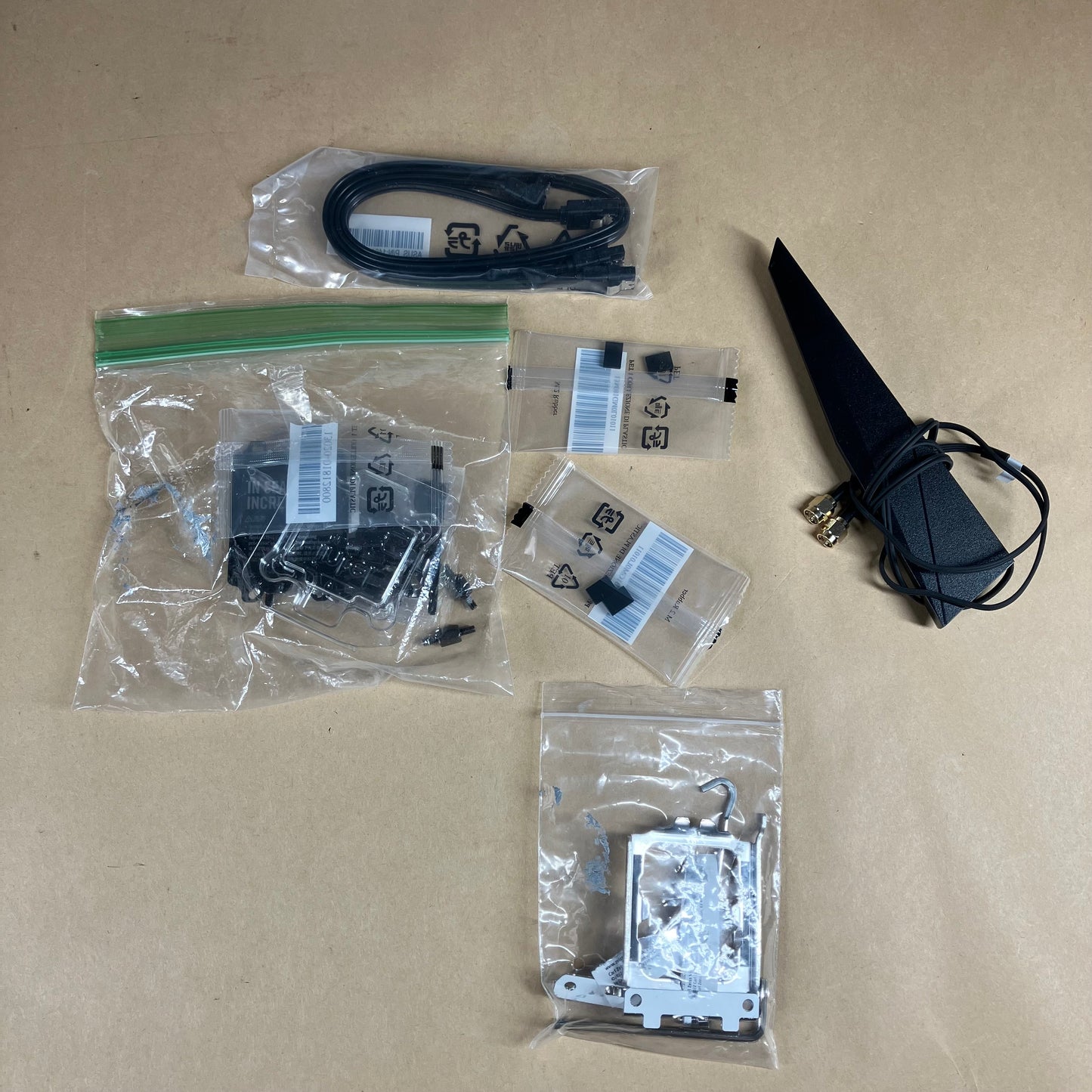 Asus Z890 AYM GAMING WIFI LGA 1851 ATX Ultra 7 265k 16GB DDR5 RAM NO SSD NO OS