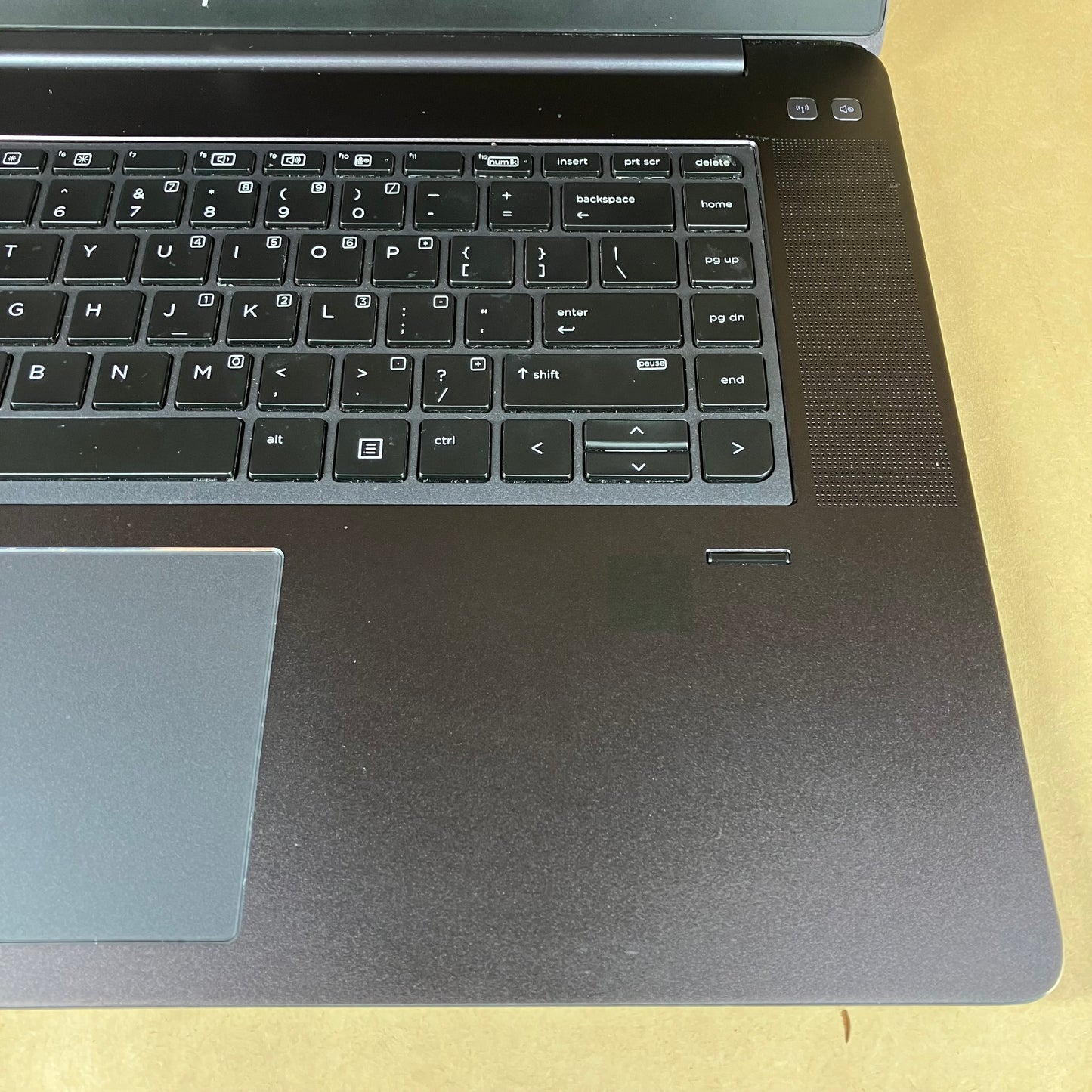 HP ZBook Studio G4 8265NGW 15.6" i7-7700HQ 12GB RAM 512GB SSD Quadro M1200