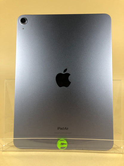 WiFi Only Apple iPad Air 5th Gen 64GB 17.6.1 Purple A2588