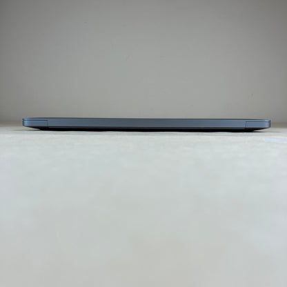 2020 Apple MacBook Air 13.3" M1 8 Core 3.2GHz 8GB RAM 256GB SSD MGN63LL/A