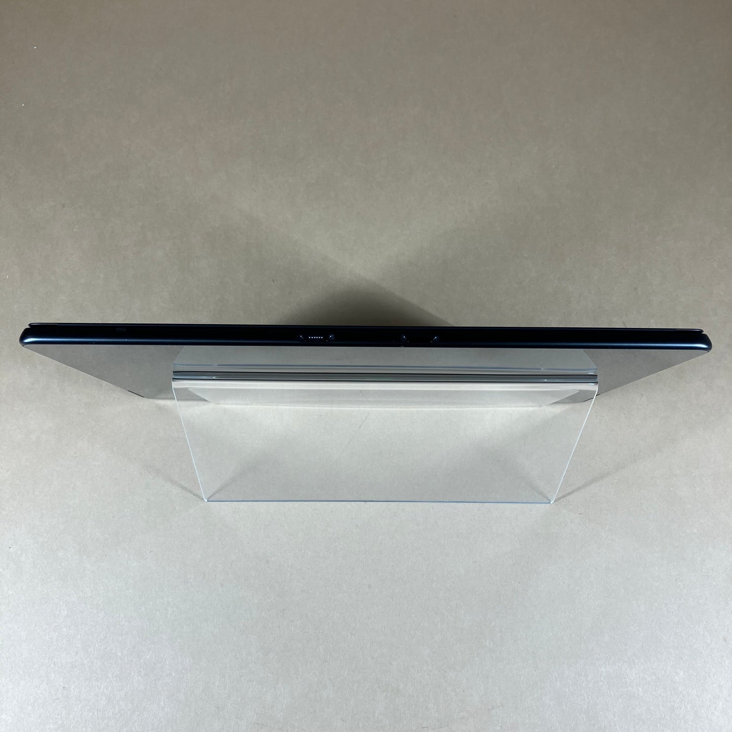 Microsoft Surface Pro 11 2076 SnapDragon X 10Core X1P64100 16GB RAM 512GB SSD