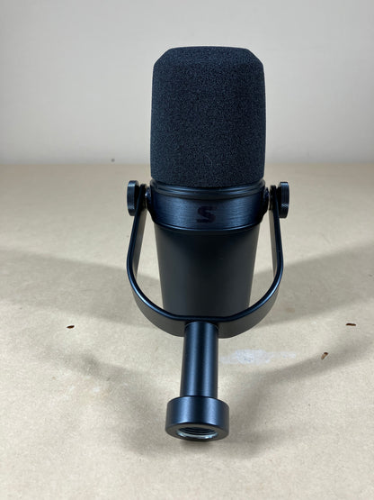 Shure MV7X Podcast Streaming Musians USB Microphone