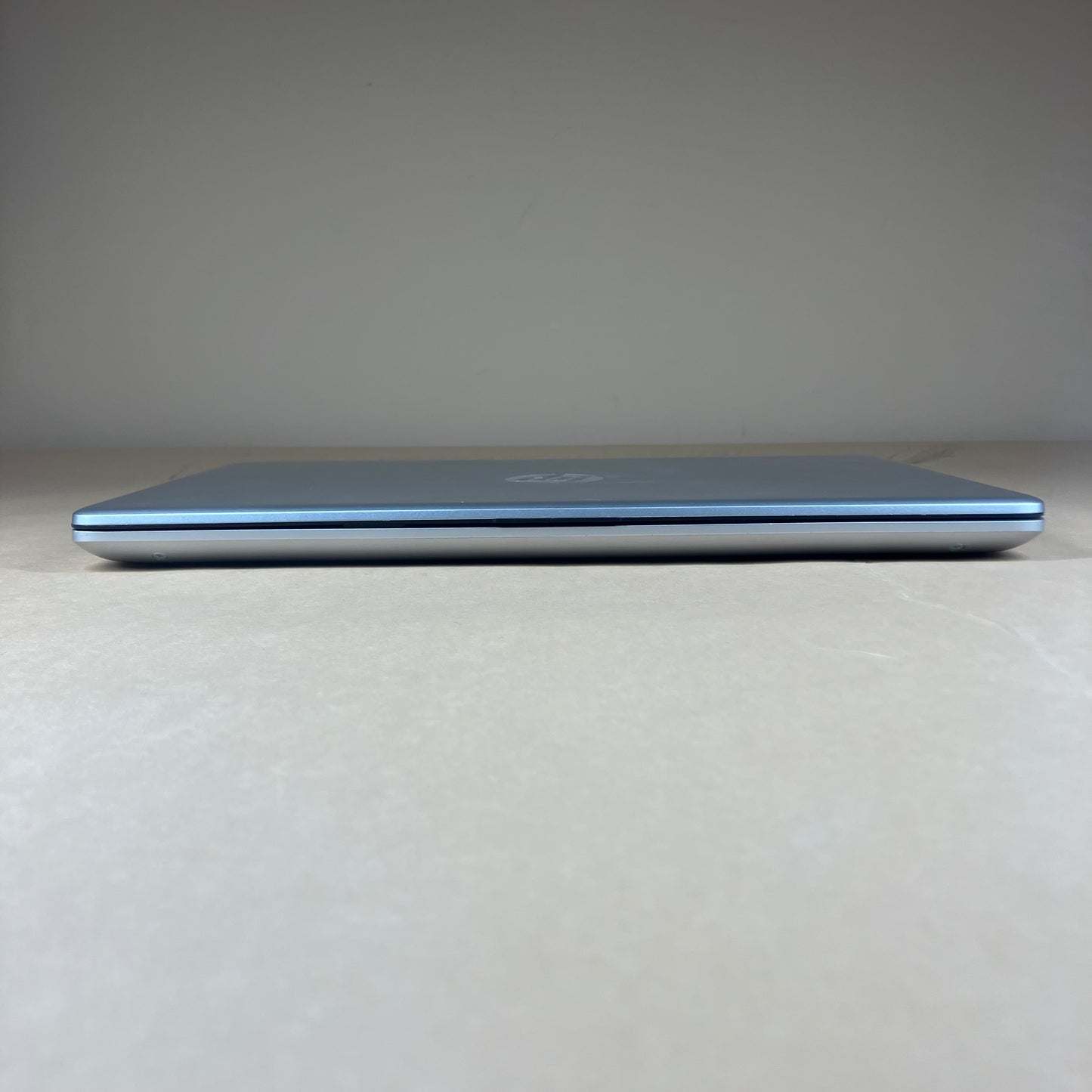 HP Notebook 14-DK0022WM 14" Ryzen 3200U 2.6GHz 4GB RAM 128GB SSD Radeon Vega 3