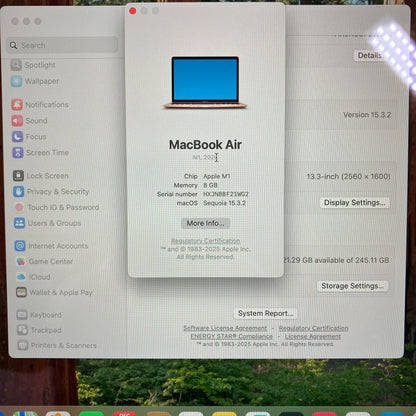 2020 Apple MacBook Air 13.3" M1 7 Core 3.2GHz 8GB RAM 256GB SSD MGND3LL/A