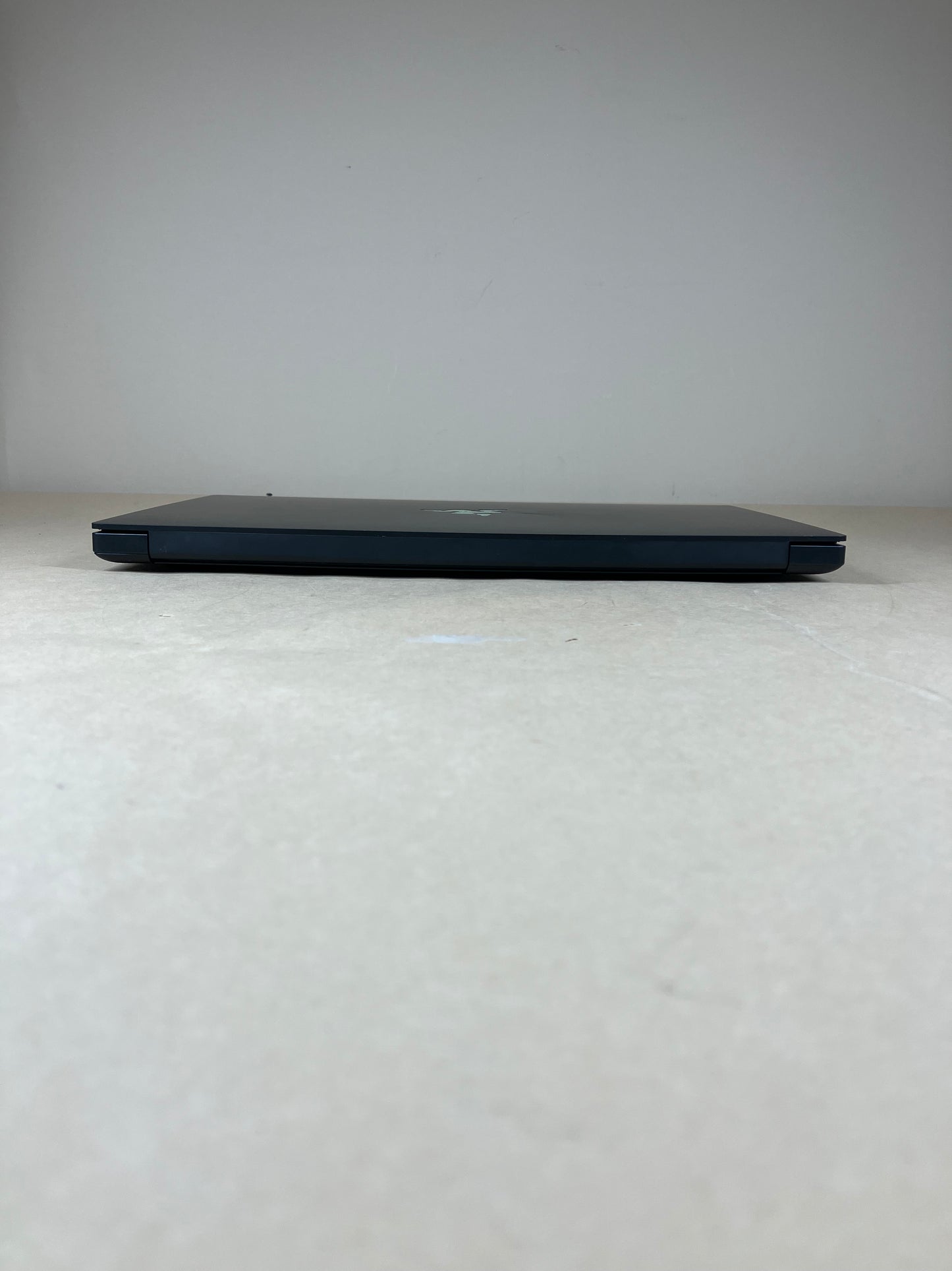 Razer Blade 15 RZ09-0369AE22 15.6" i7-10750H 16GB RAM 512GB SSD GeForce RTX 3060