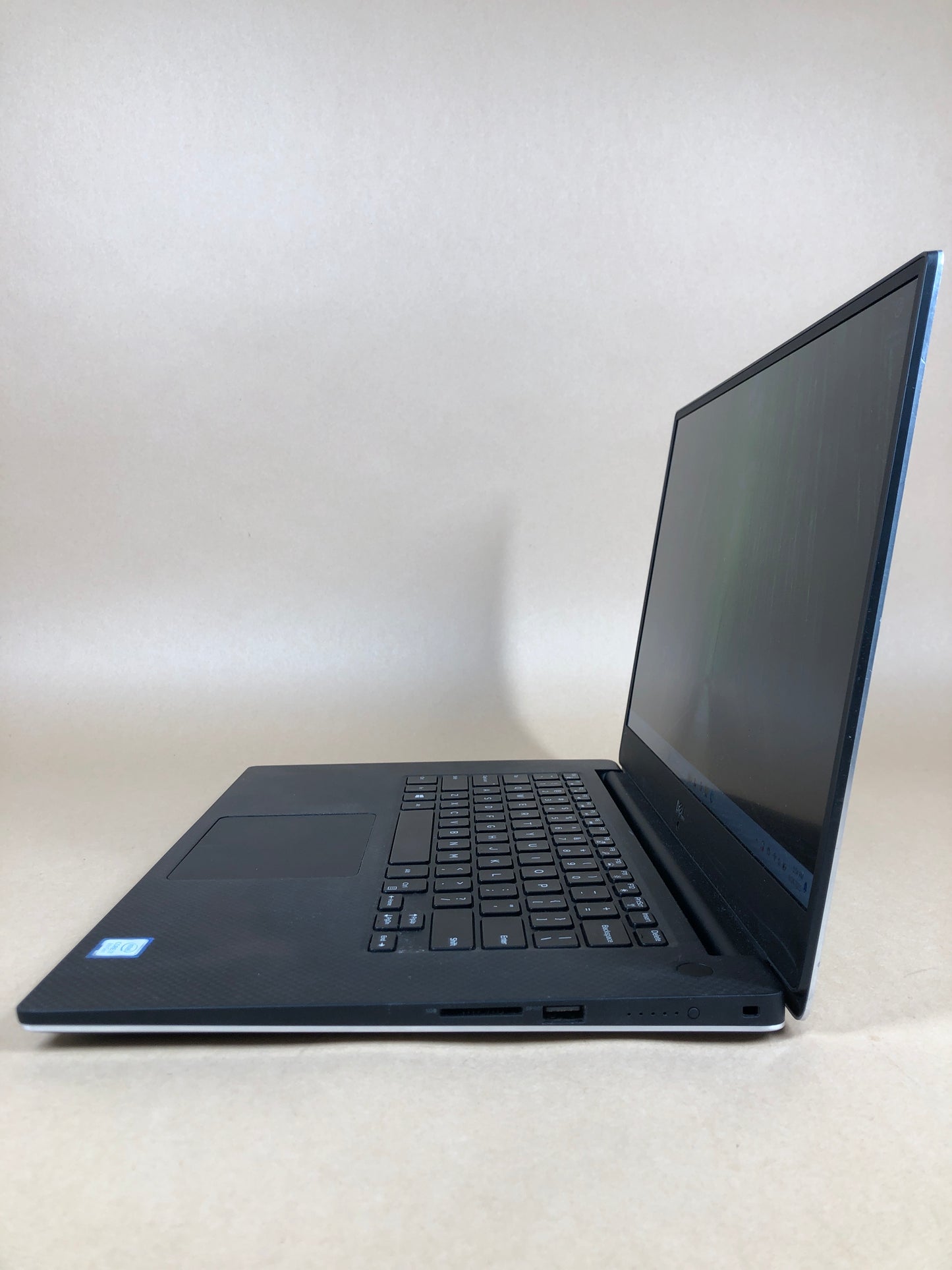 Dell Precision 5530 15.6" i7-8850H 2.6GHz 16GB RAM 512GB SSD WIN 11 PRO