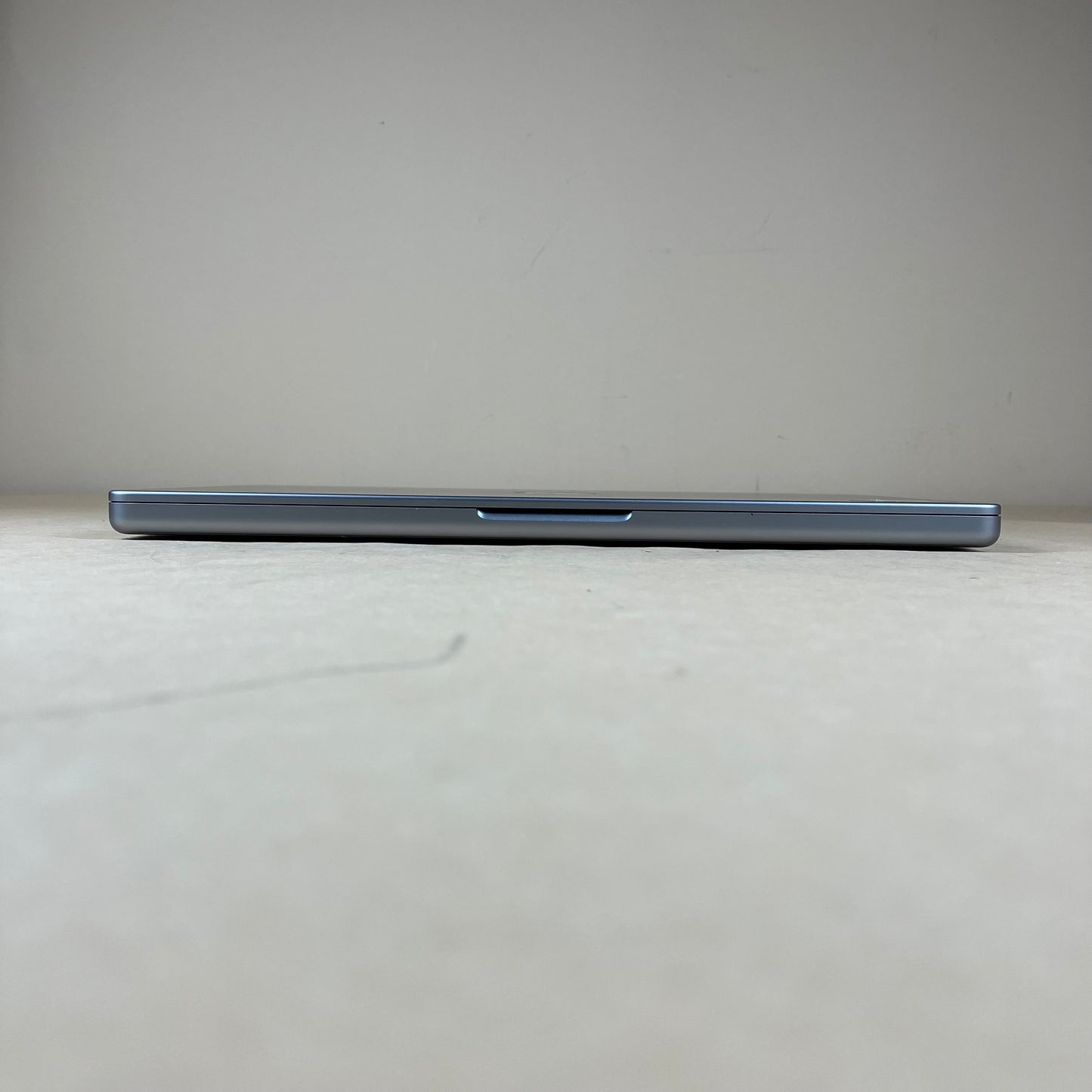 2021 Apple MacBook Pro 14" M1 Pro 14 Core 3.2GHz 16GB RAM 512GB SSD MKGP3LL/A