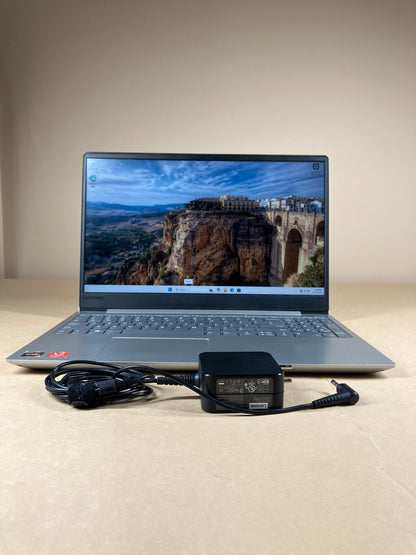 Lenovo IdeaPad 330S-15ARR 15.6" Ryzen 5 2500U 2.0GHz 20GB RAM 512GB SSD