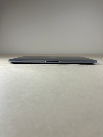 2020 Apple MacBook Air 13.3" i5 1.4GHz 8GB RAM 512GB SSD Silver A2289