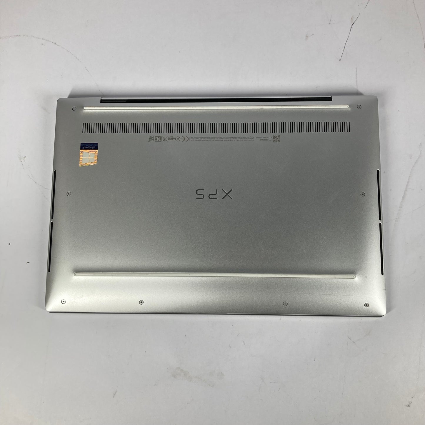 Dell XPS 13 9300 13.4" i7-1065G7 1.3GHz 8GB RAM 256GB SSD