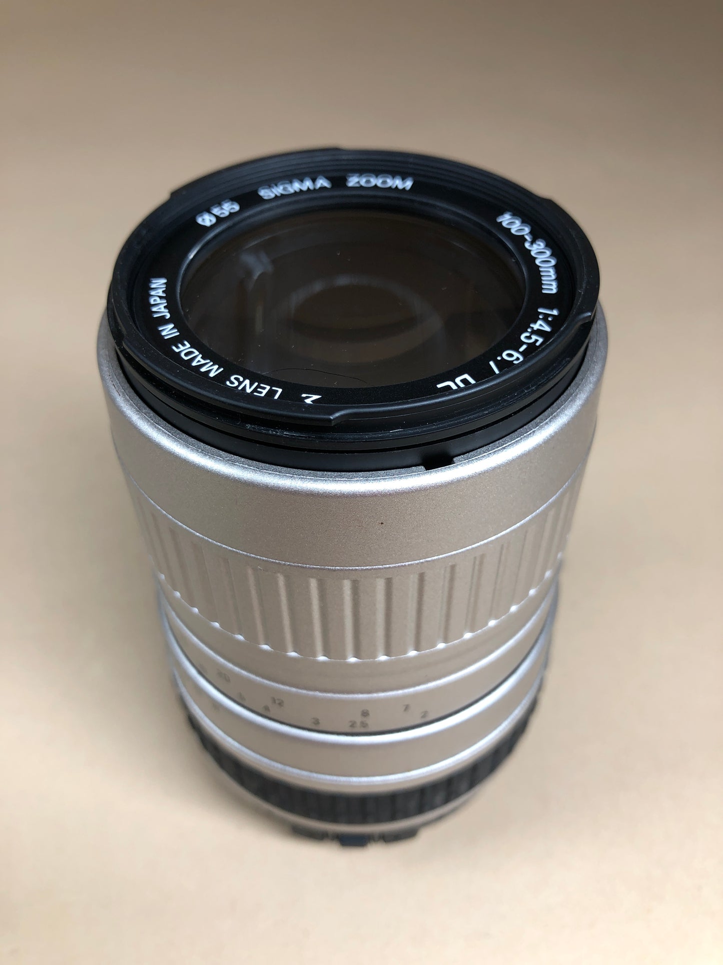 Sigma DL 100-300mm f/4.5-6.7 For Nikon D Mount