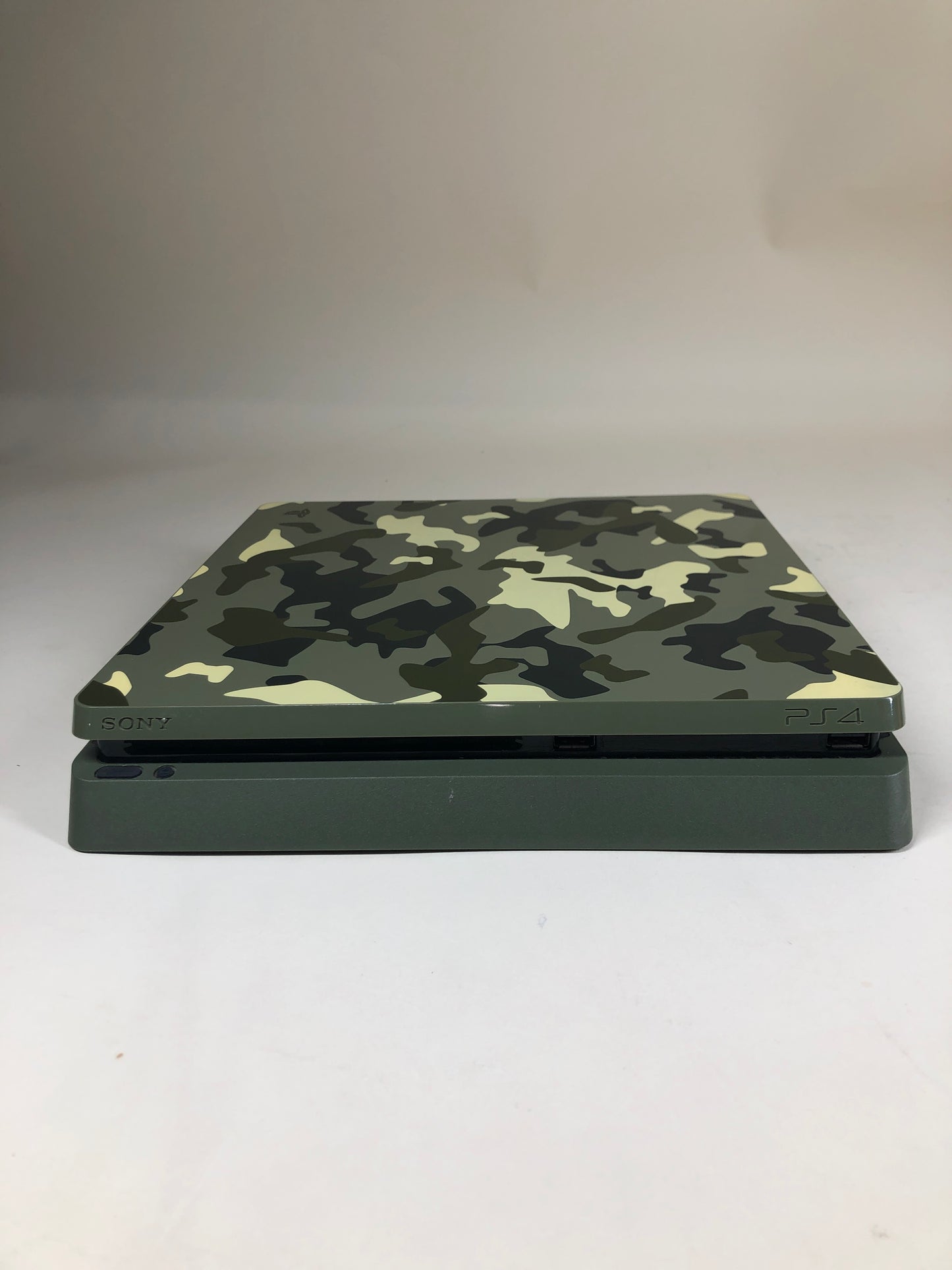 Sony PlayStation 4 PS4 Slim 1TB Camo CUH-2115B