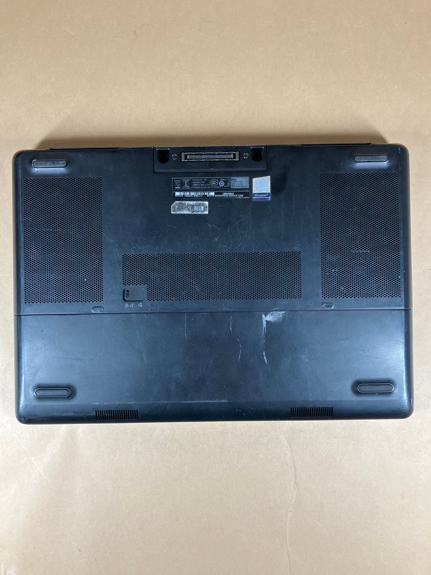 Dell Precision 7520 15.6" i7-6820HQ 2.7GHz 16GB RAM NO SSD Quadro M1200 NO OS