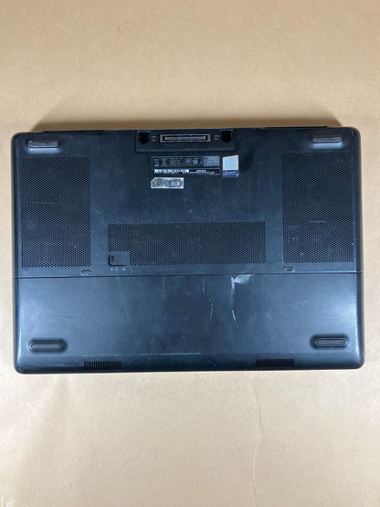Dell Precision 7520 15.6" i7-6820HQ 2.7GHz 16GB RAM NO SSD Quadro M1200 NO OS