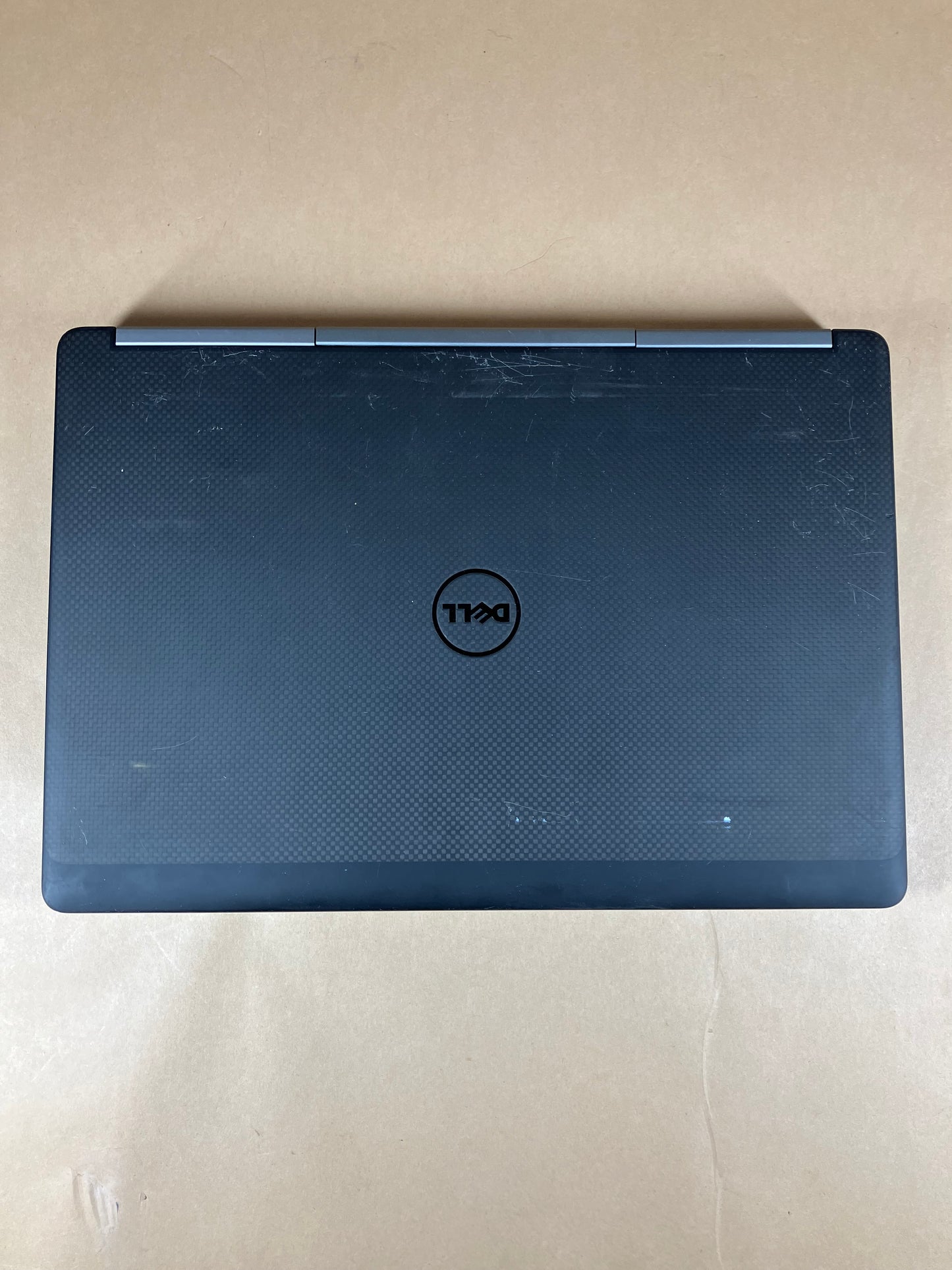 Dell Precision 7520 15.6" i7-6820HQ 2.7GHz 16GB RAM NO SSD Quadro M1200 NO OS
