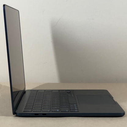 2025 Apple MacBook Air 13.3" M4 8C GPU 4.5GHz 16GB RAM 256GB SSD A3240