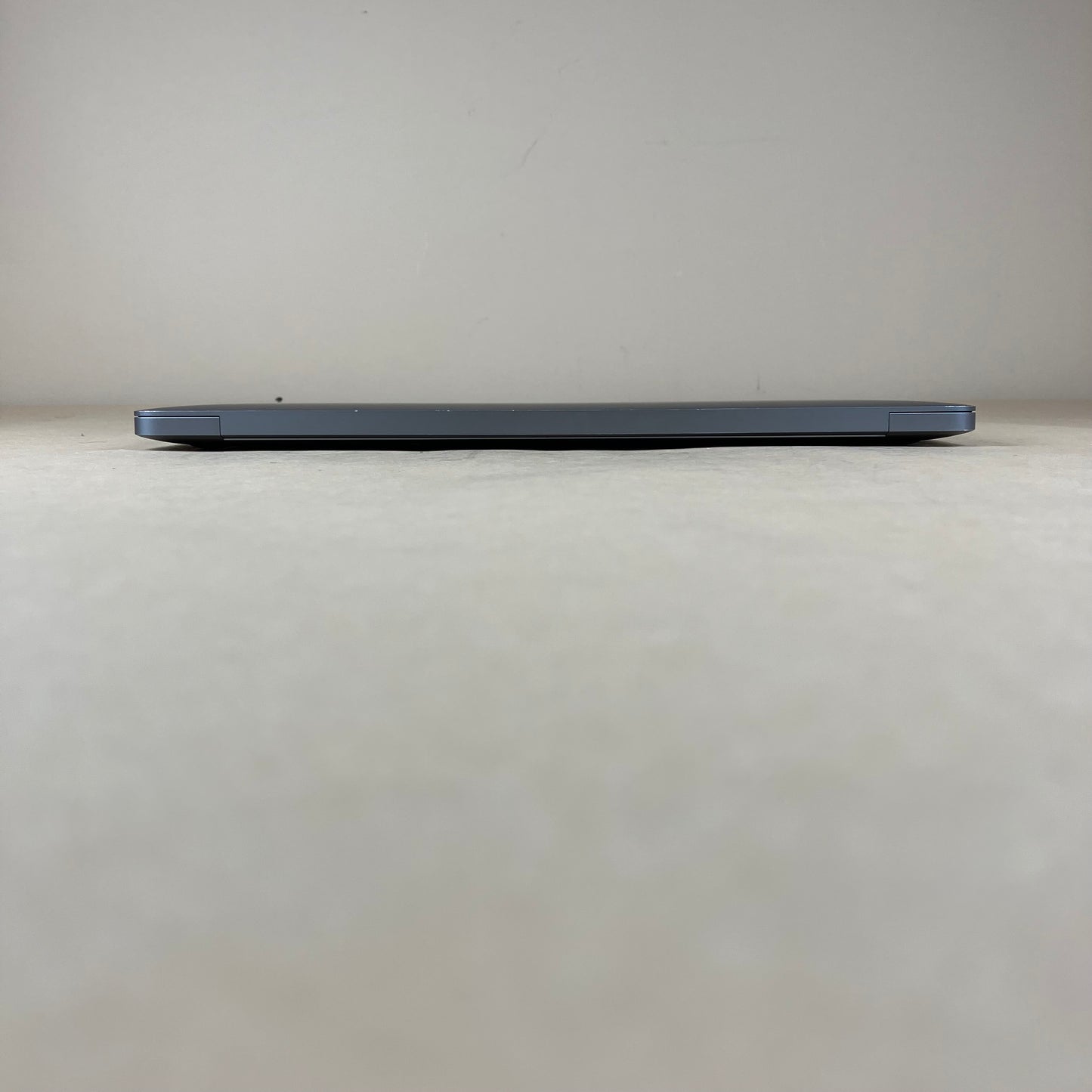 2020 Apple MacBook Air 13.3" i7 1.2GHz 16GB RAM 512GB SSD Space Gray A2179