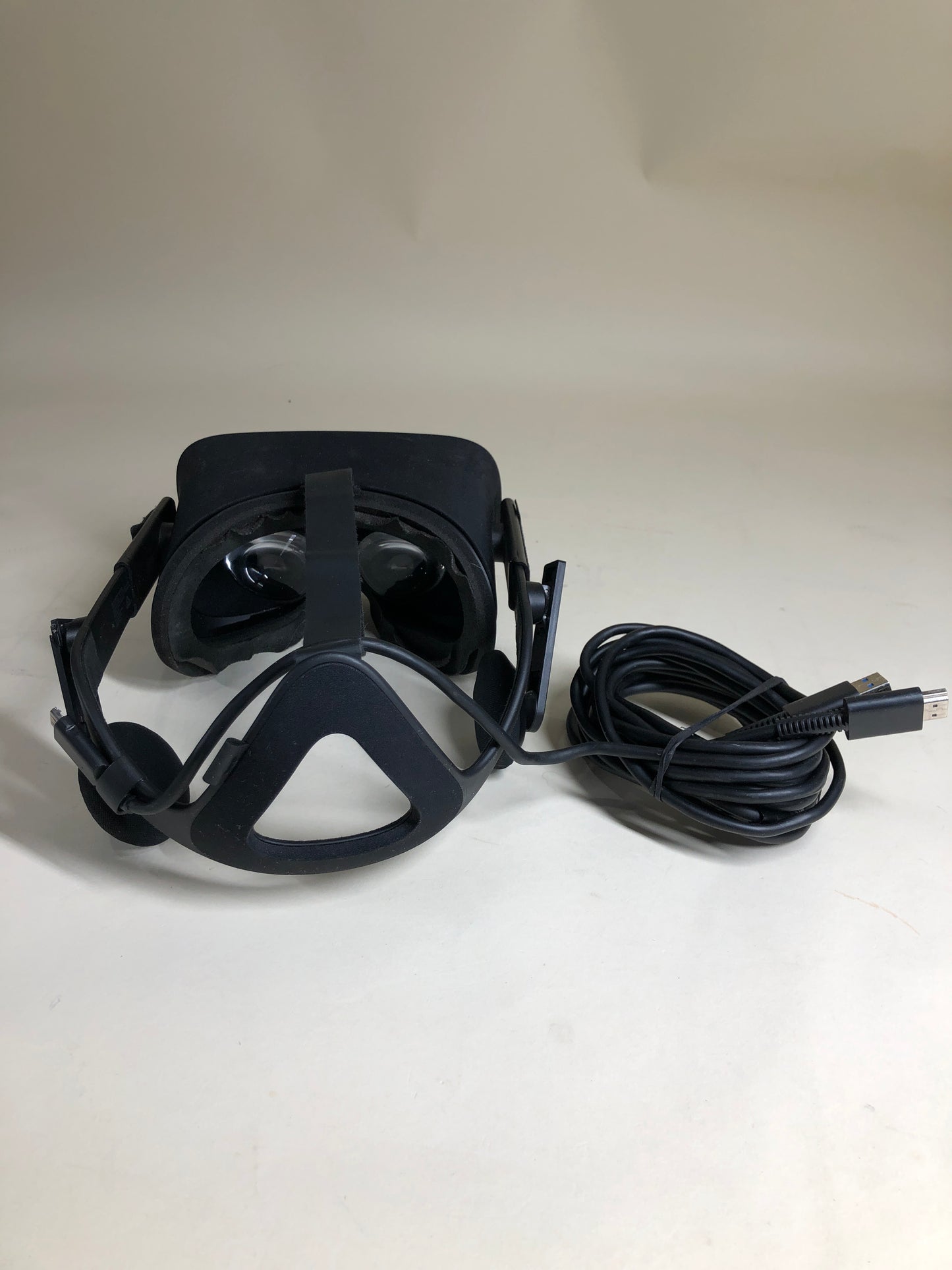 Oculus Rift CV1 PC VR Headset MH-A