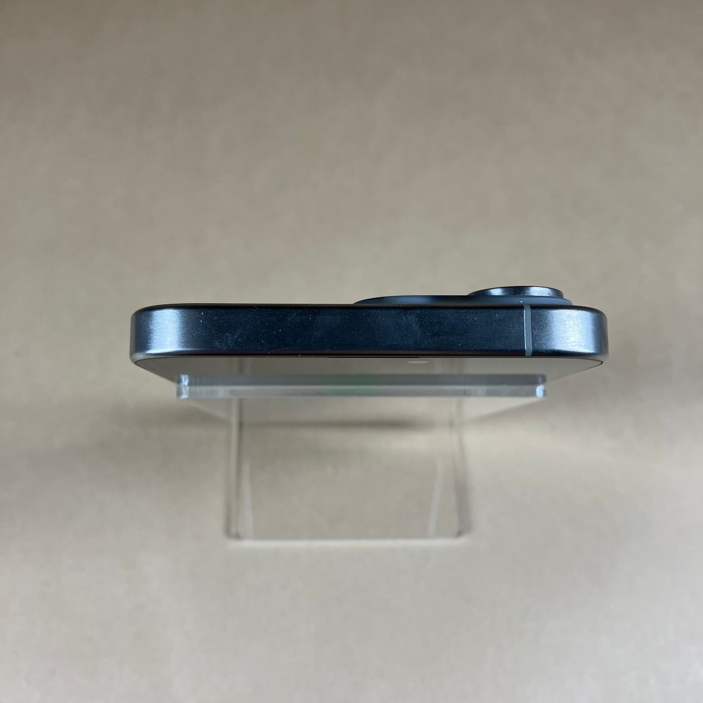 Unlocked Apple iPhone 15 Pro Max 256GB Natural Titanium MU683LL/A