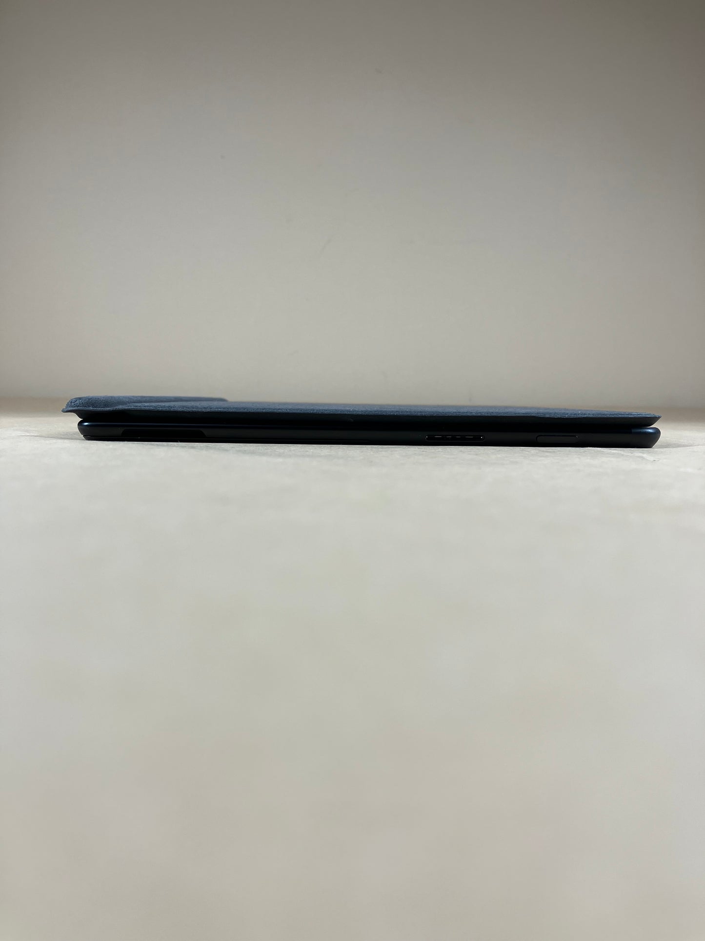 Microsoft Surface Pro X 1876 13" SQ1 3.0GHz 8GB RAM 128GB SSD