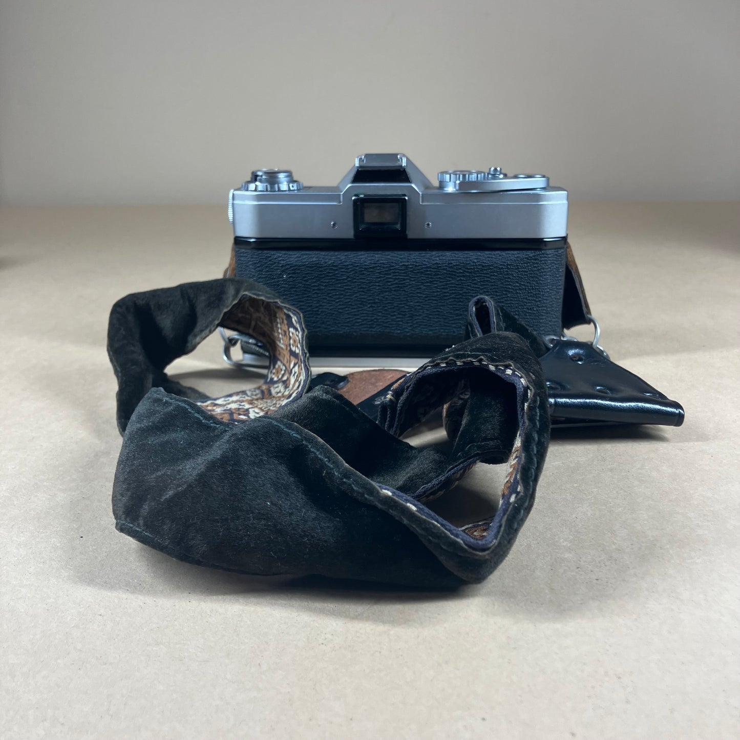 Canon QL PELLIX Film Camera