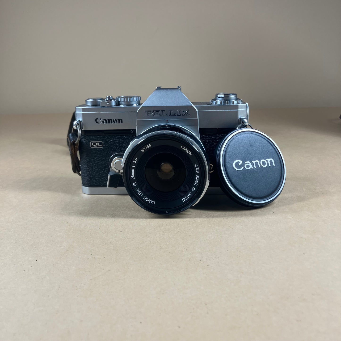 Canon QL PELLIX Film Camera